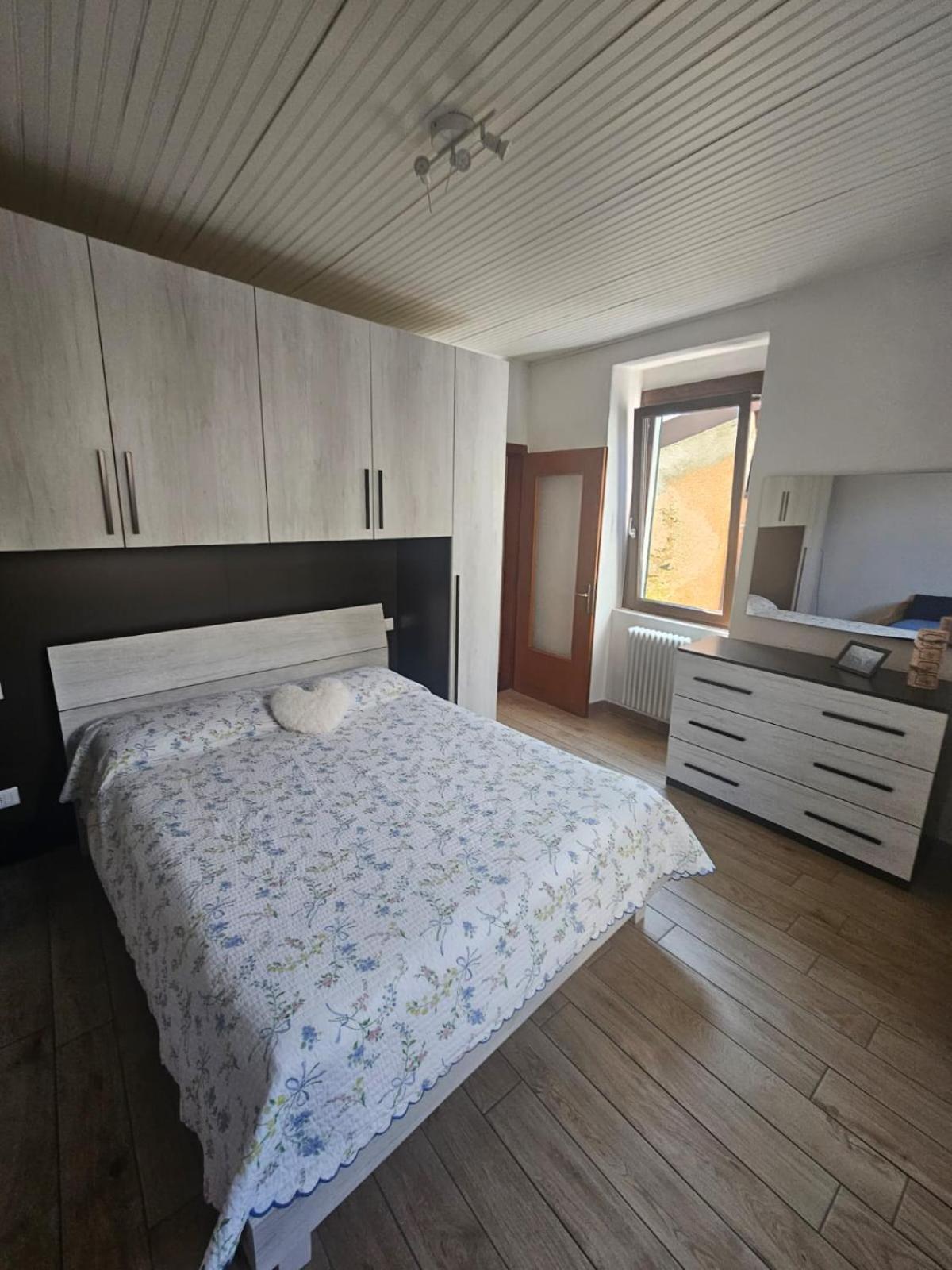 Casa Vacanze Dell'Artista On Como Lake Bellano Exterior photo