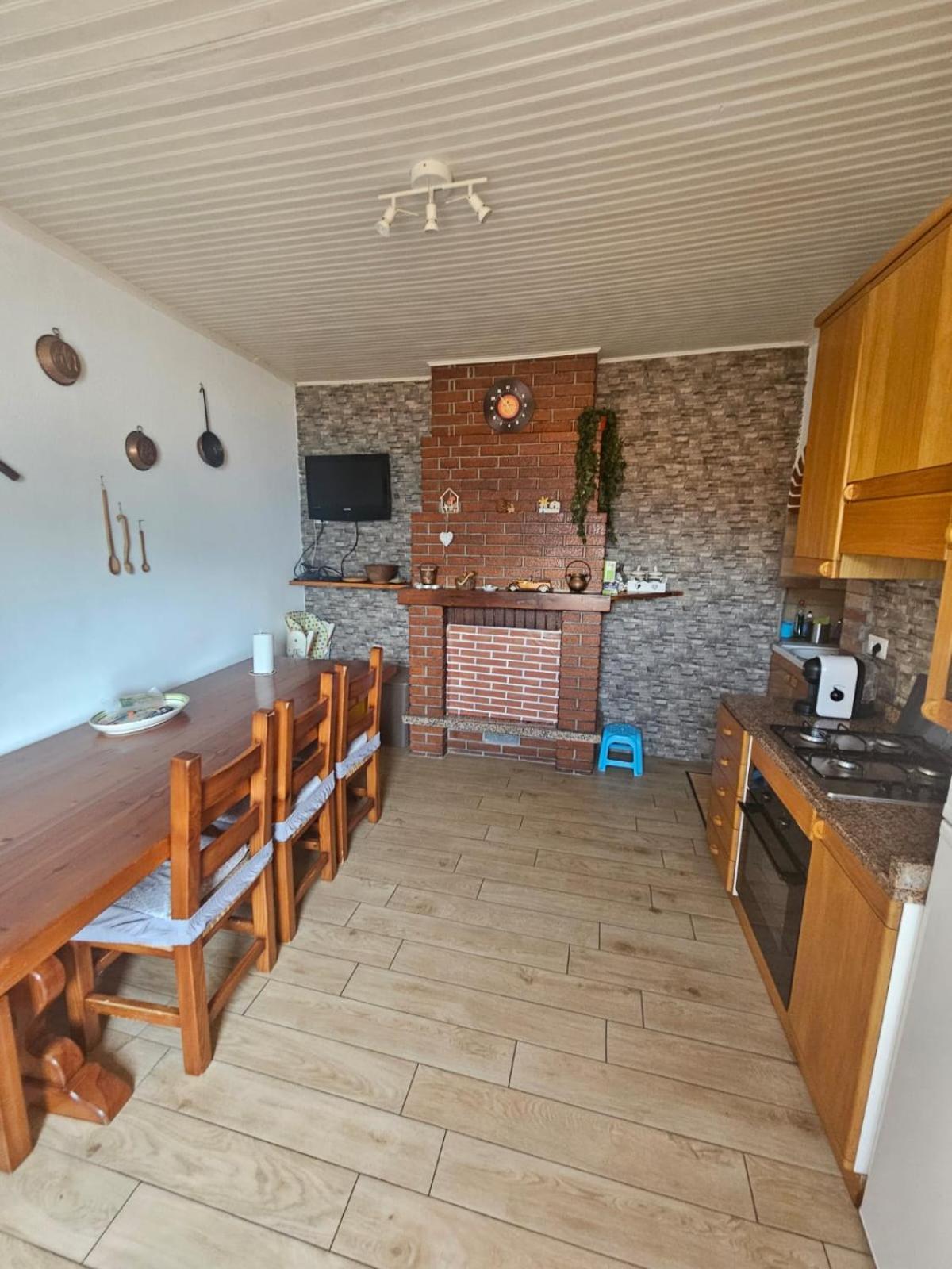 Casa Vacanze Dell'Artista On Como Lake Bellano Exterior photo